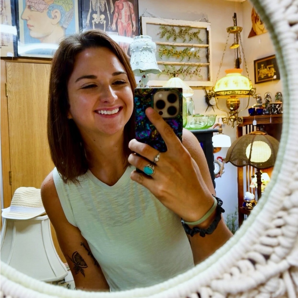 Meet your Posher, Caitie